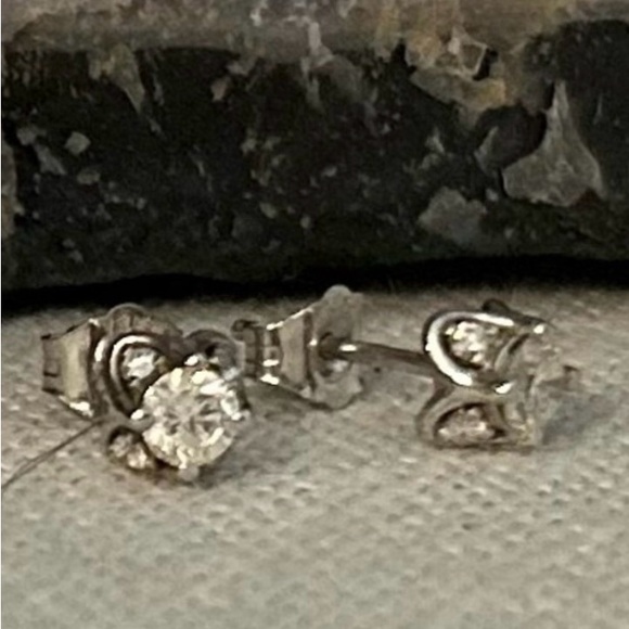 Solid 14k Natural Diamond Stud Earrings - Picture 7 of 8